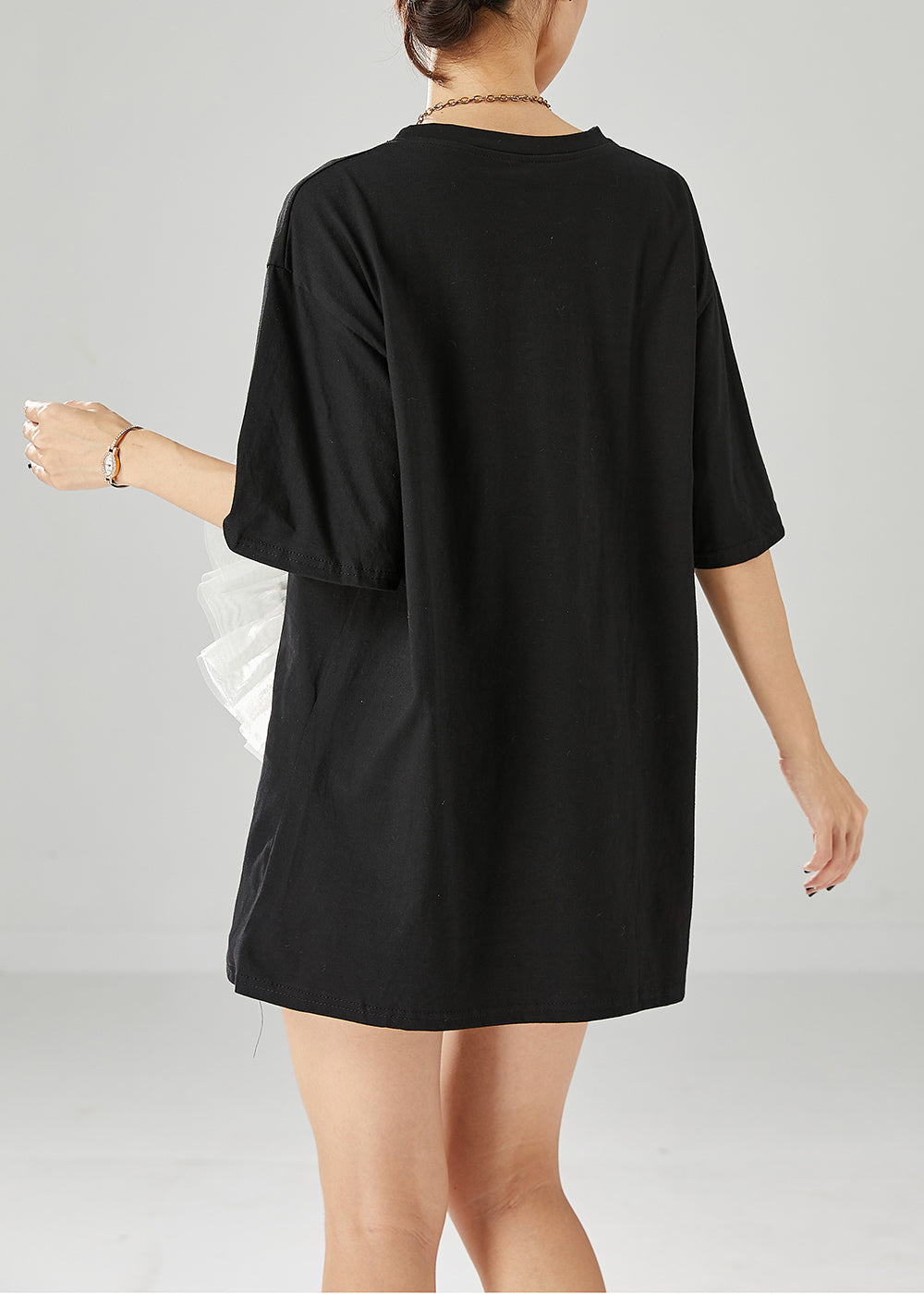 Beautifully Finished Top in a Timeless Design