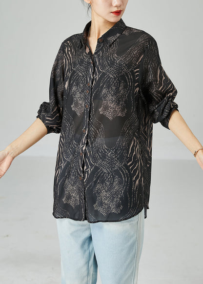 Beautifully Finished Blouse in a Timeless Design