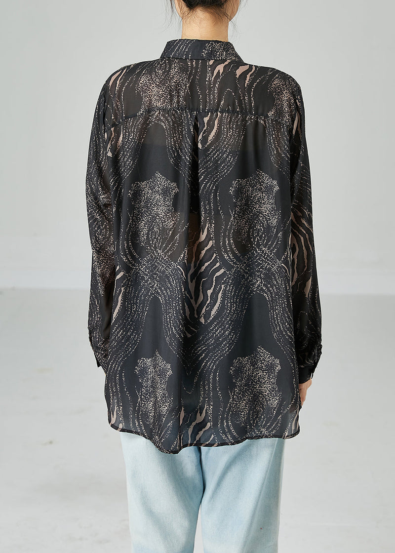 Beautifully Finished Blouse in a Timeless Design
