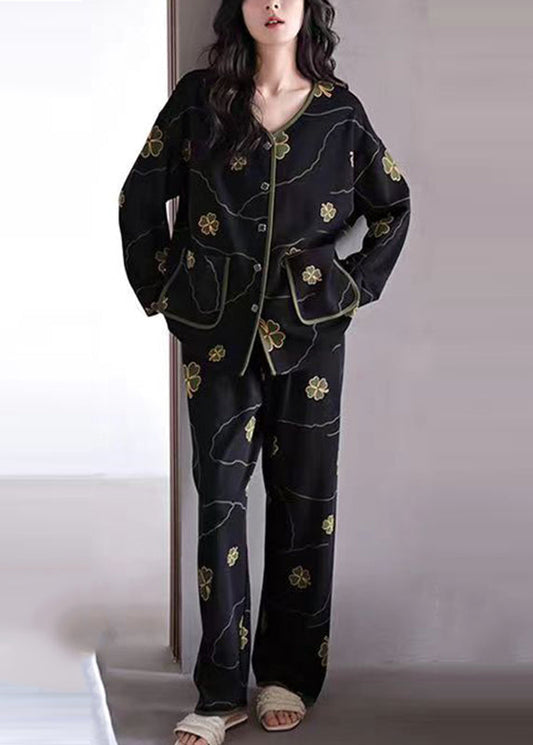 Beautifully Finished Garment in a Timeless Design