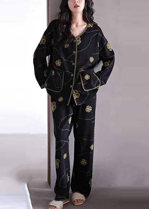Beautifully Finished Garment in a Timeless Design