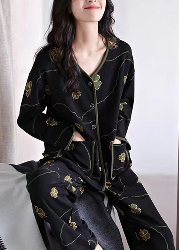 Beautifully Finished Garment in a Timeless Design