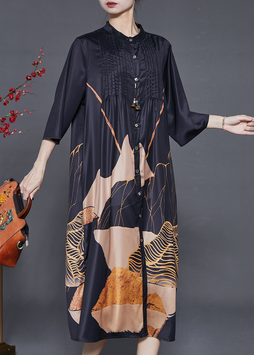 Sophisticated Dress with a Clean Classic Look