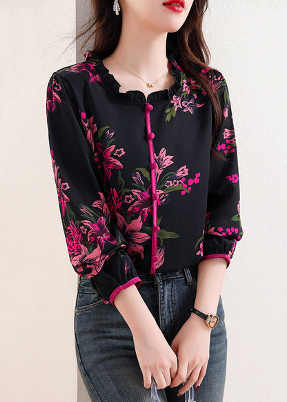 A Vintage Style Top with Delicate Timeless Details