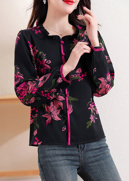 A Vintage Style Top with Delicate Timeless Details