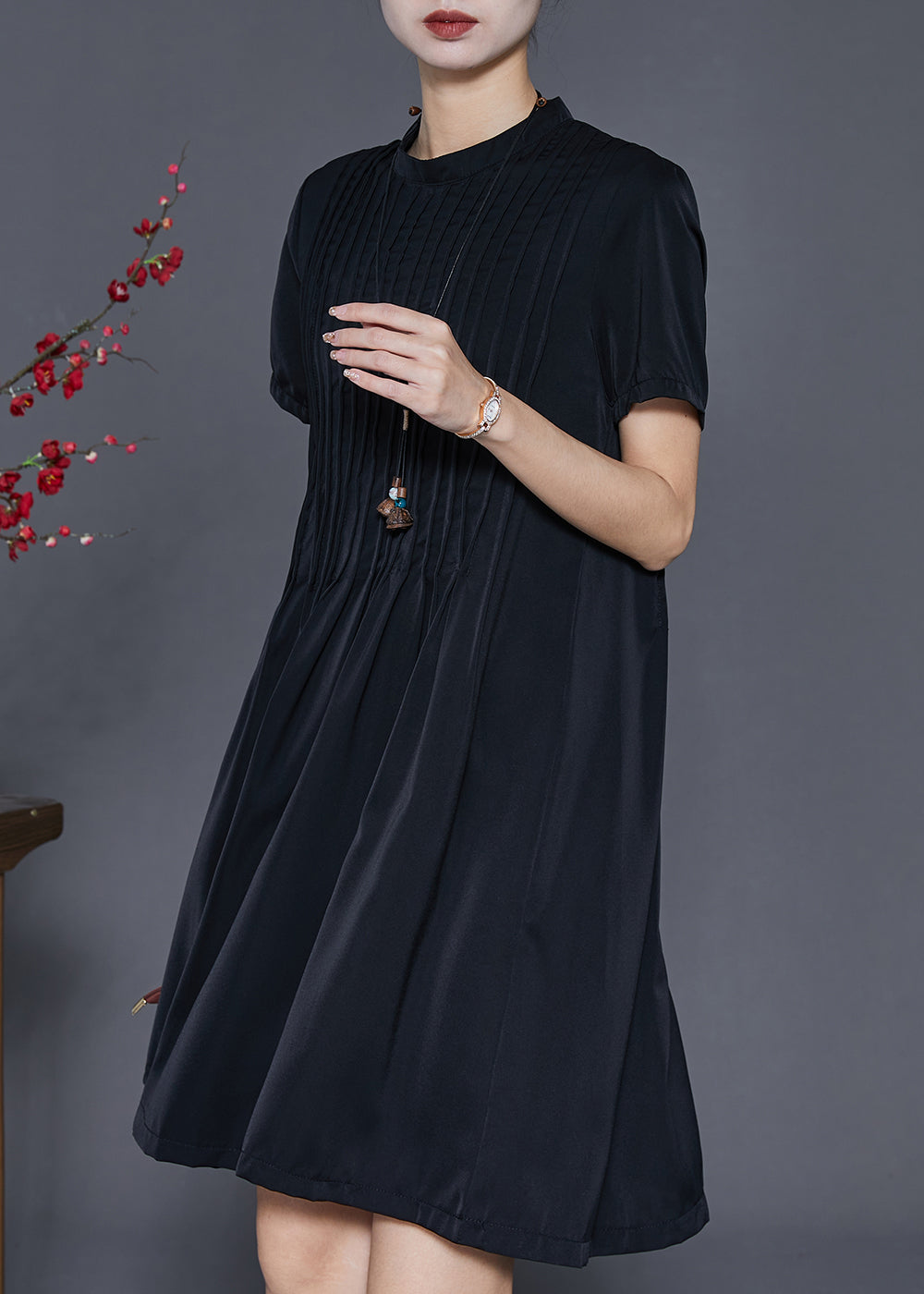 Sophisticated Dress with a Clean Classic Look