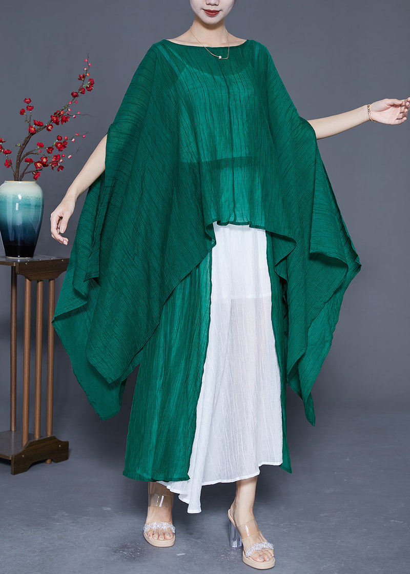 Effortlessly Elegant Garment with a Timeless Design