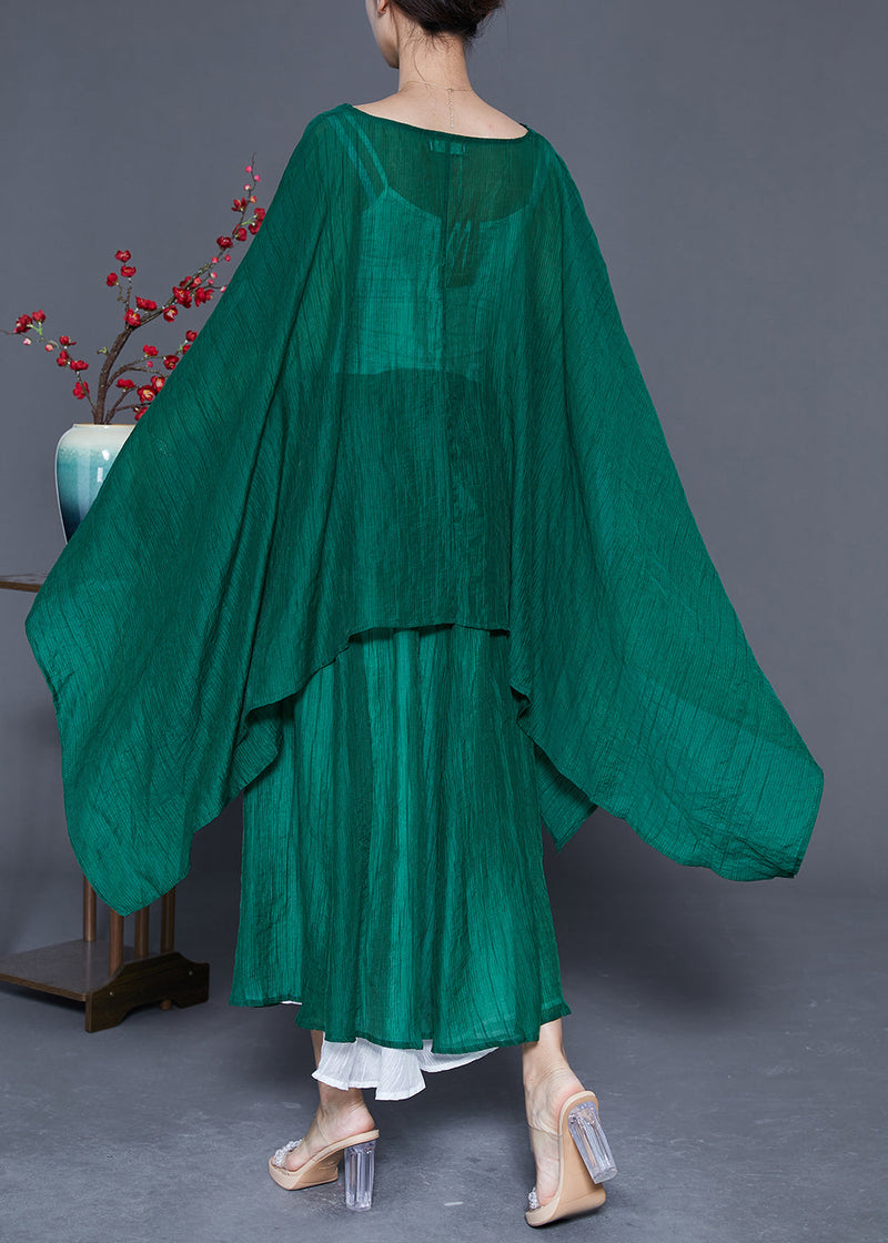 Effortlessly Elegant Garment with a Timeless Design