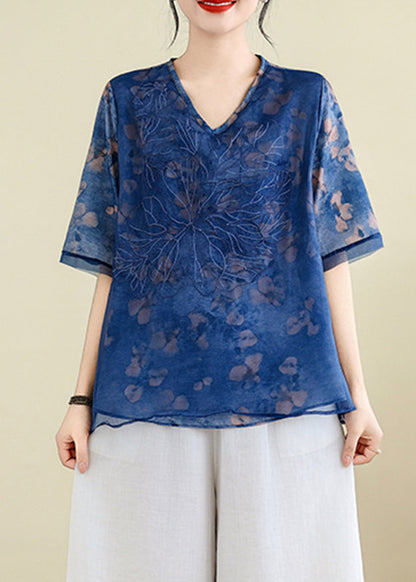 A Vintage Style Shirt with Delicate Timeless Details