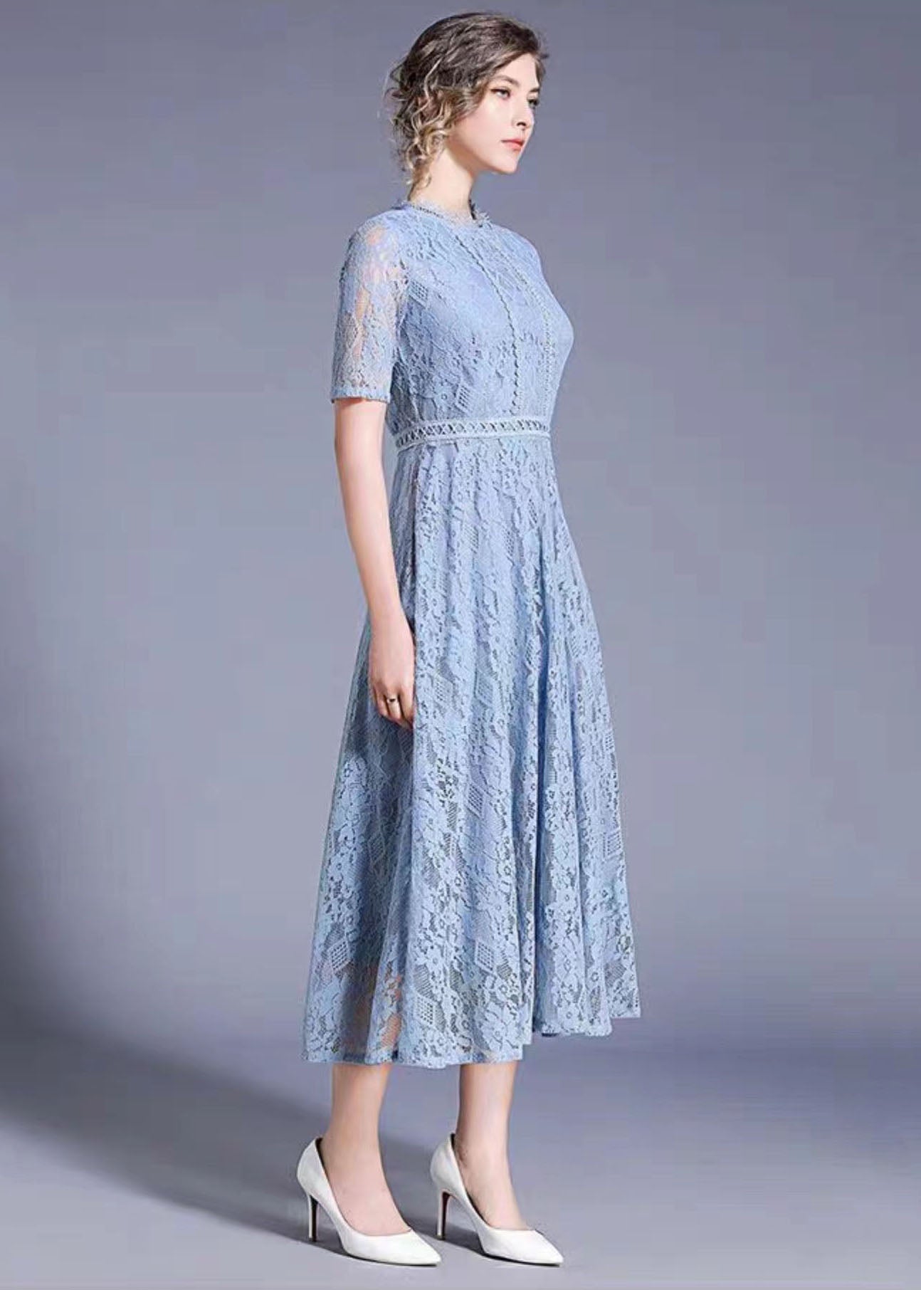 Well Tailored Dress with a Graceful Silhouette