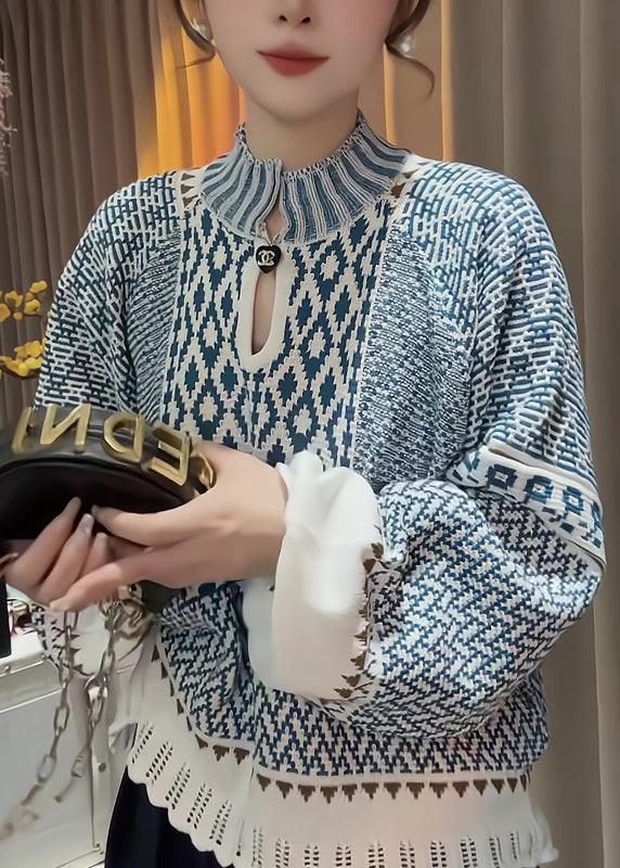 Well Tailored Sweater with a Graceful Silhouette