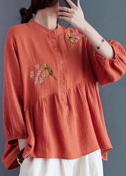 Effortlessly Elegant Top with a Timeless Design