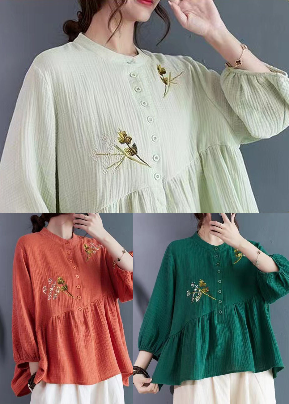 Effortlessly Elegant Top with a Timeless Design