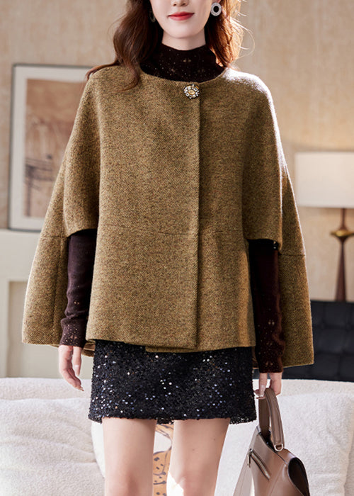 Classic Vintage & Enduringly Stylish Coat