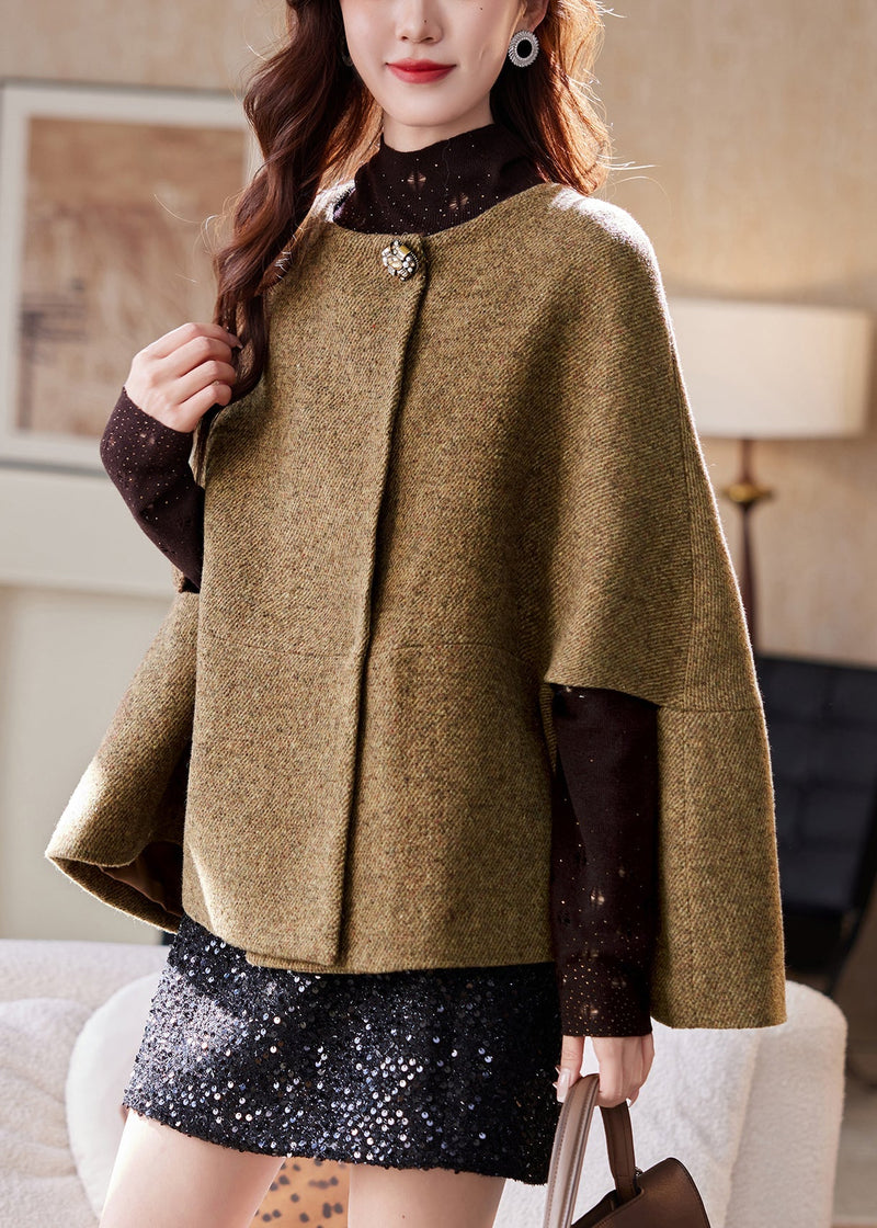 Classic Vintage & Enduringly Stylish Coat