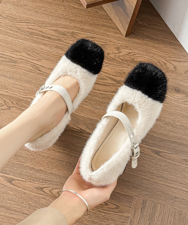 Graceful Orthopedic Heels for Modern Look