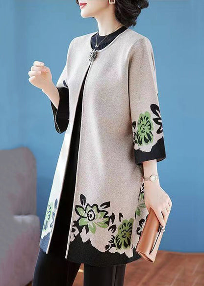 Elegantly Styled Cardigan for Everyday Wear