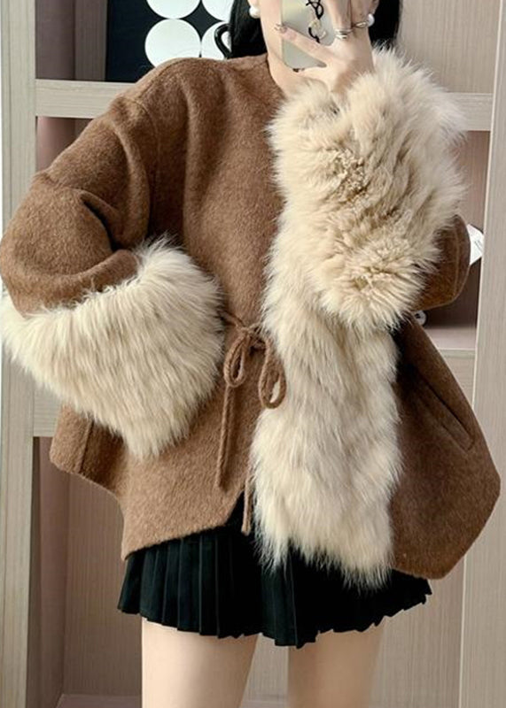 Effortlessly Elegant Coat with a Timeless Design