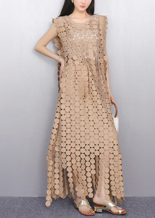 Effortlessly Elegant Garment with a Timeless Design