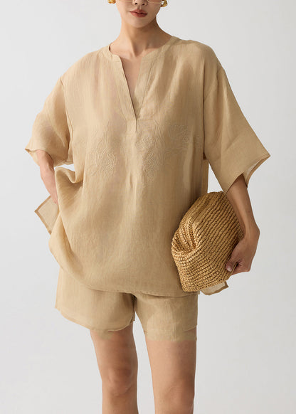 Effortlessly Elegant Garment with a Timeless Design
