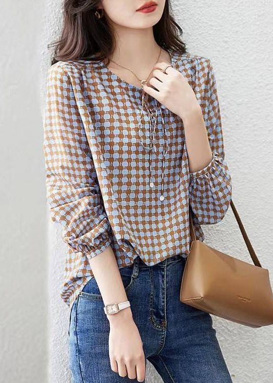 Beautifully Finished Blouse in a Timeless Design