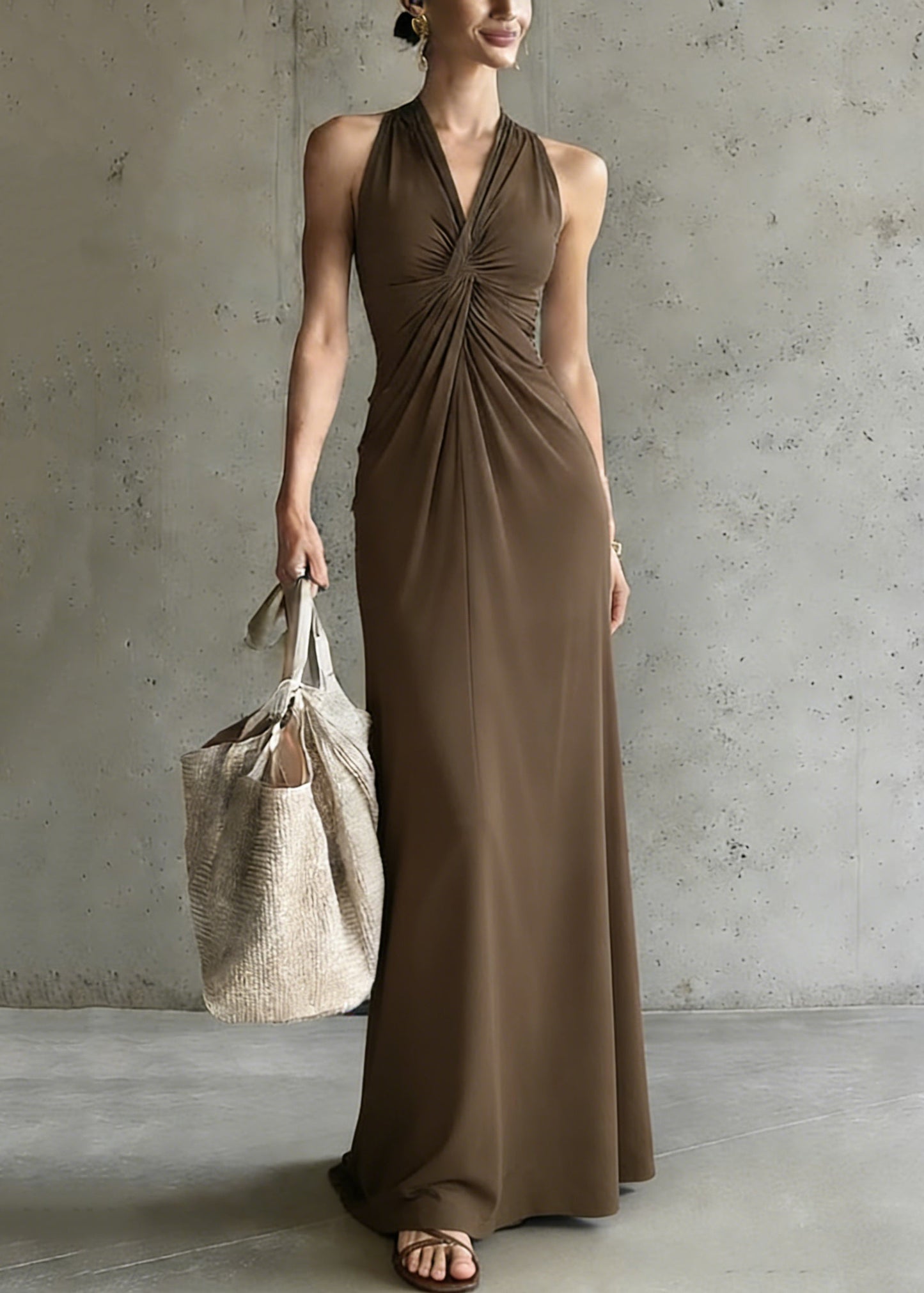 Beautifully Crafted Dress in a Classic Style