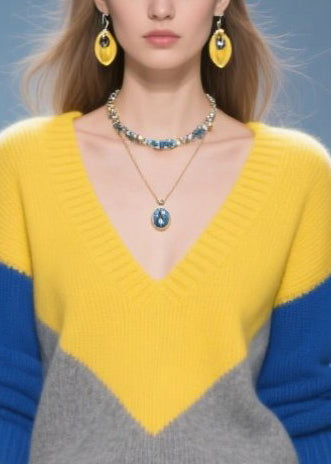 Classic Vintage Sweater with a Flattering Fit