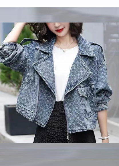 Classic Vintage Coat with a Flattering Fit