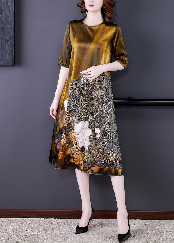 Well Tailored Dress with a Graceful Silhouette