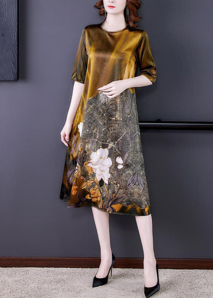Well Tailored Dress with a Graceful Silhouette