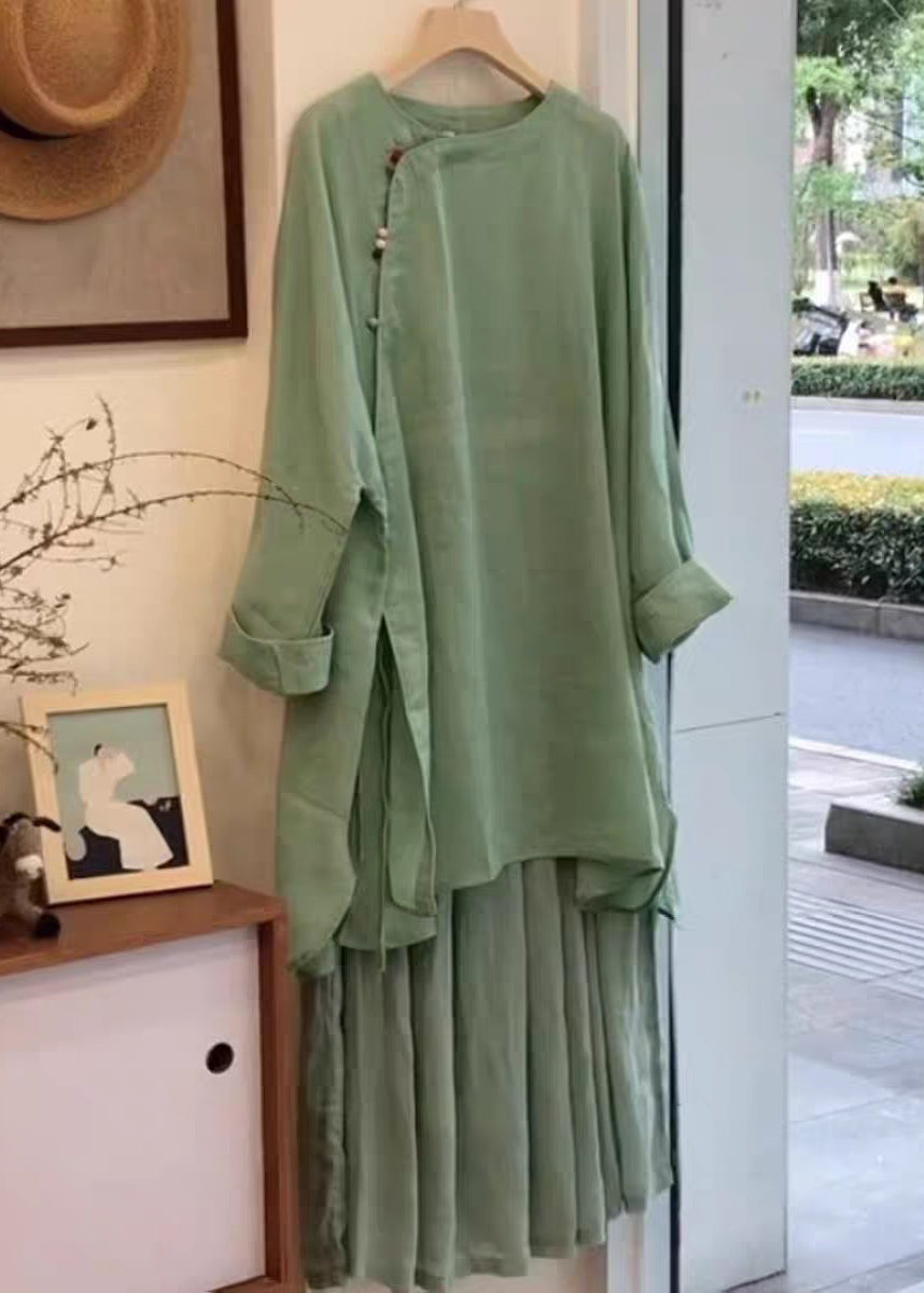 Polished Blouse with an Effortless Classic Look