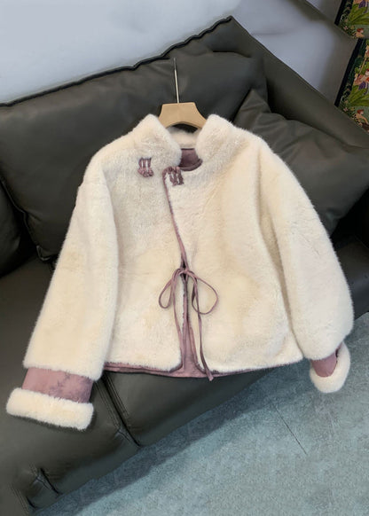 Gracefully Styled Coat for Any Occasion