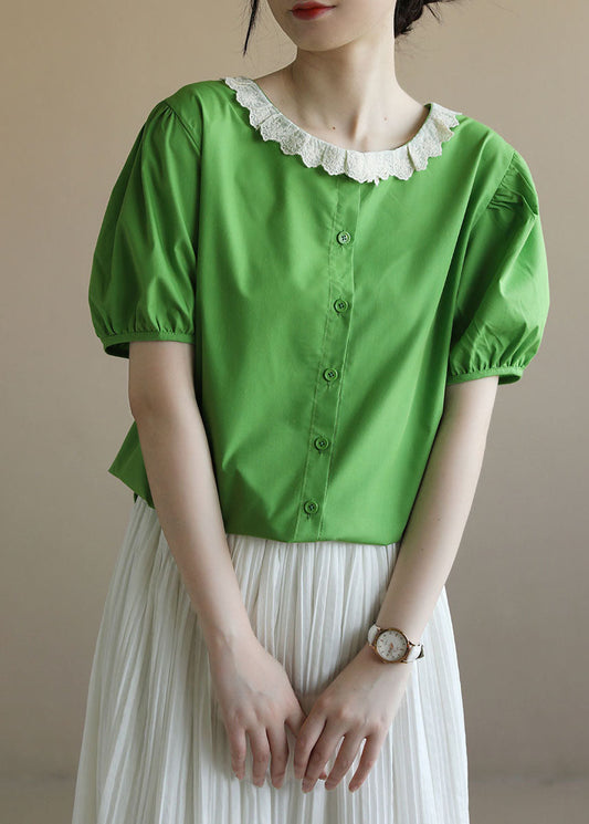 Well Tailored Shirt with a Graceful Silhouette
