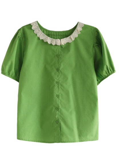 Well Tailored Shirt with a Graceful Silhouette