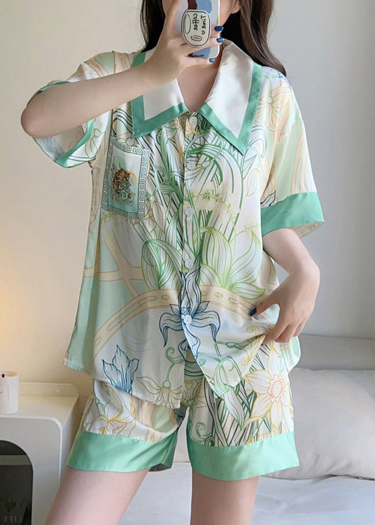 A Vintage Style Shirt with Delicate Timeless Details