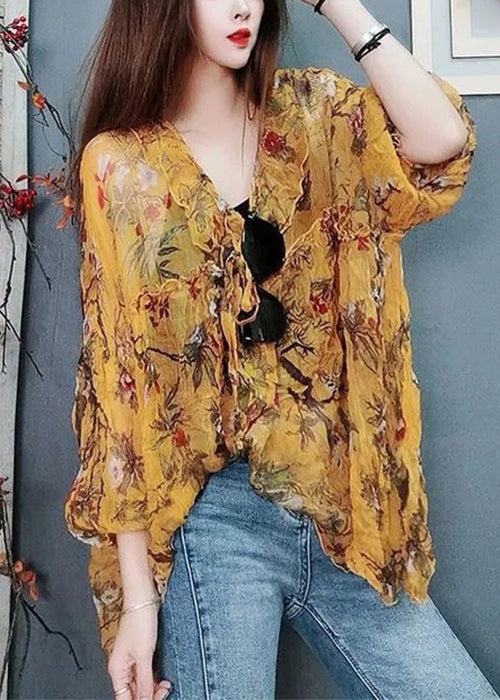 Beautifully Crafted Blouse in a Classic Style
