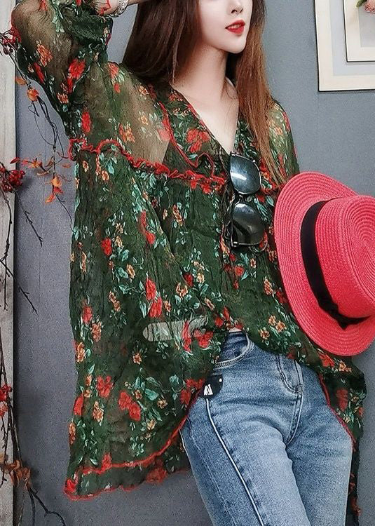 Beautifully Crafted Blouse in a Classic Style