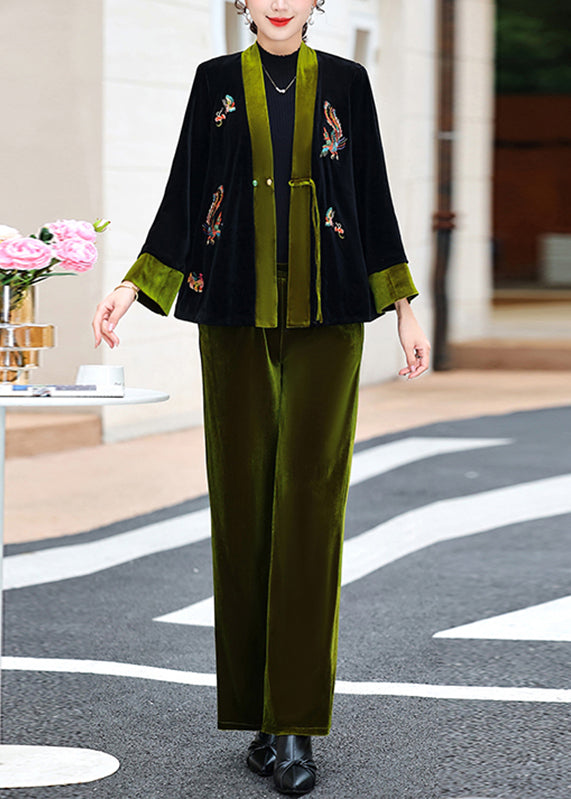 Classic Vintage Pants with a Flattering Fit
