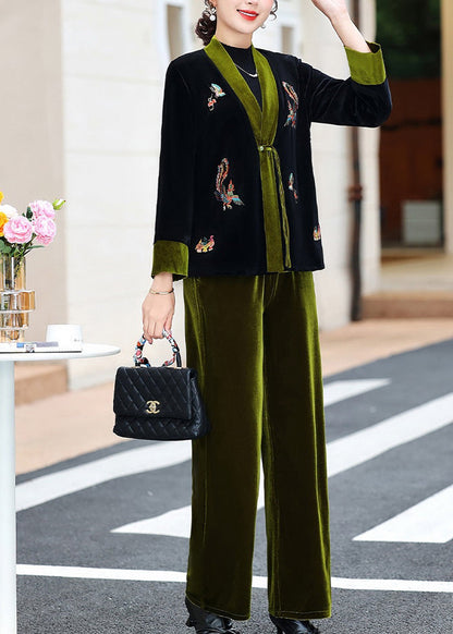 Classic Vintage Pants with a Flattering Fit