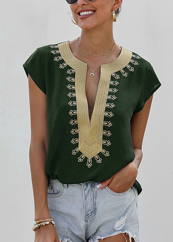 Sophisticated Shirt with a Clean Classic Look