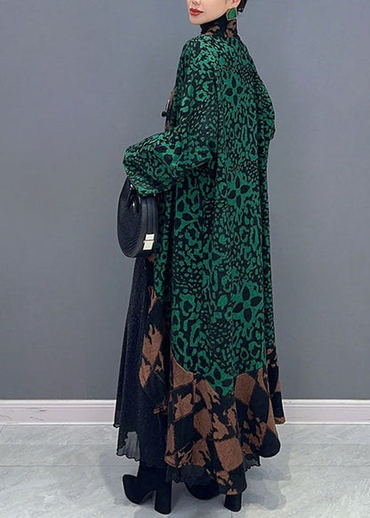 Well Tailored Cardigan with a Graceful Silhouette