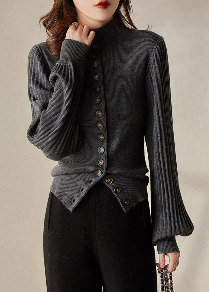Beautifully Finished Top in a Timeless Design