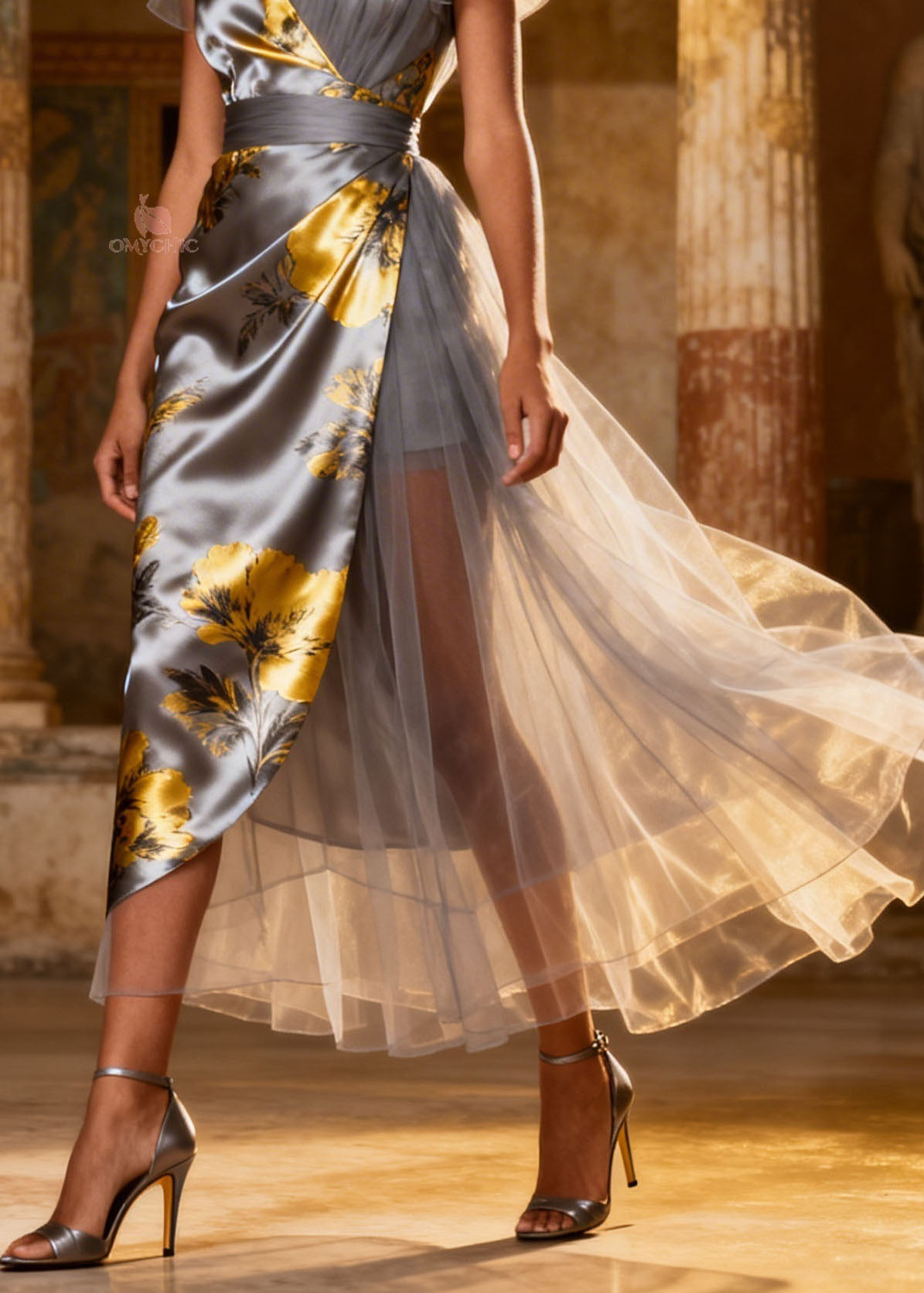 Gracefully Styled Dress for Any Occasion