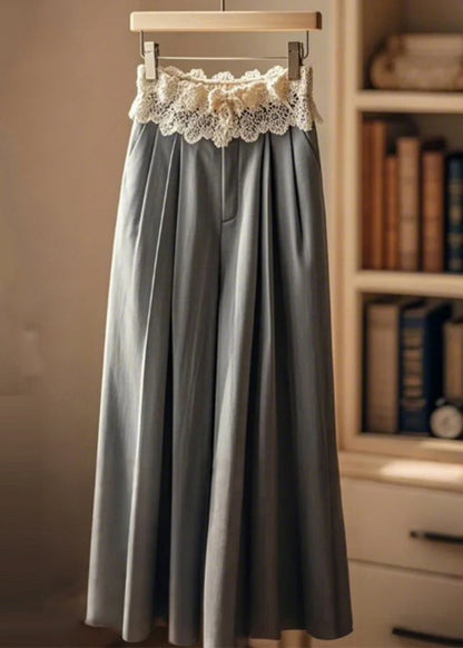 Classic Vintage Pants with a Flattering Fit
