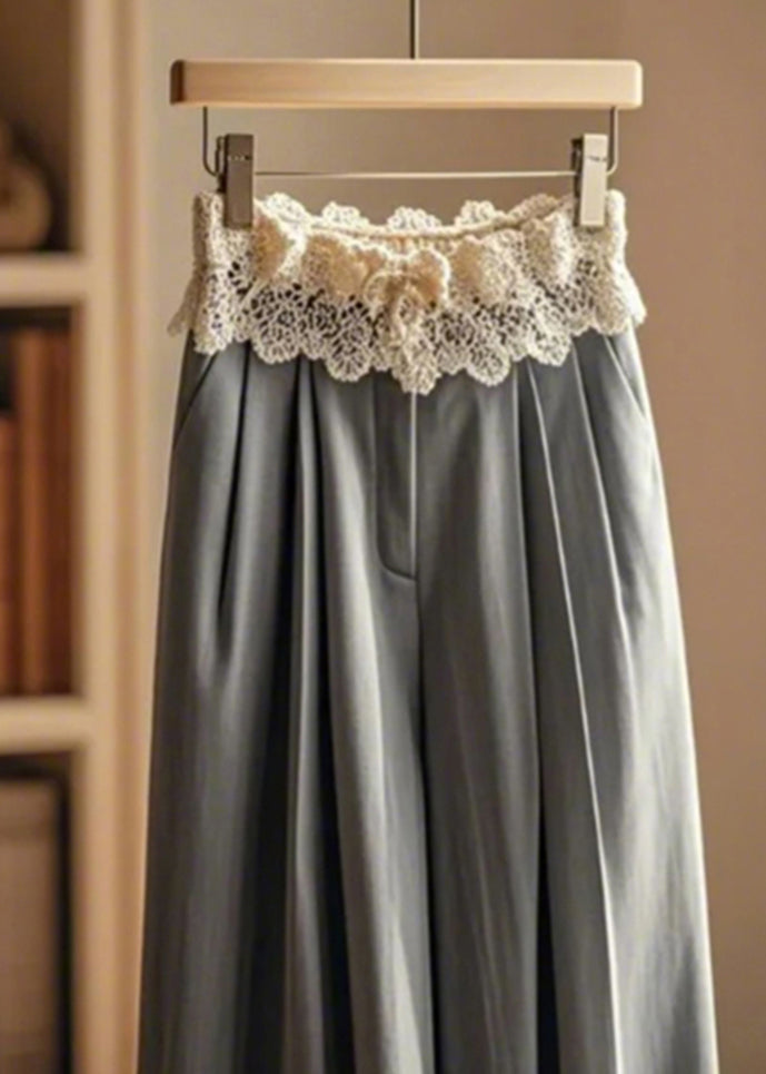 Classic Vintage Pants with a Flattering Fit