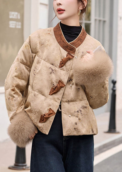 Classic Vintage & Enduringly Stylish Coat