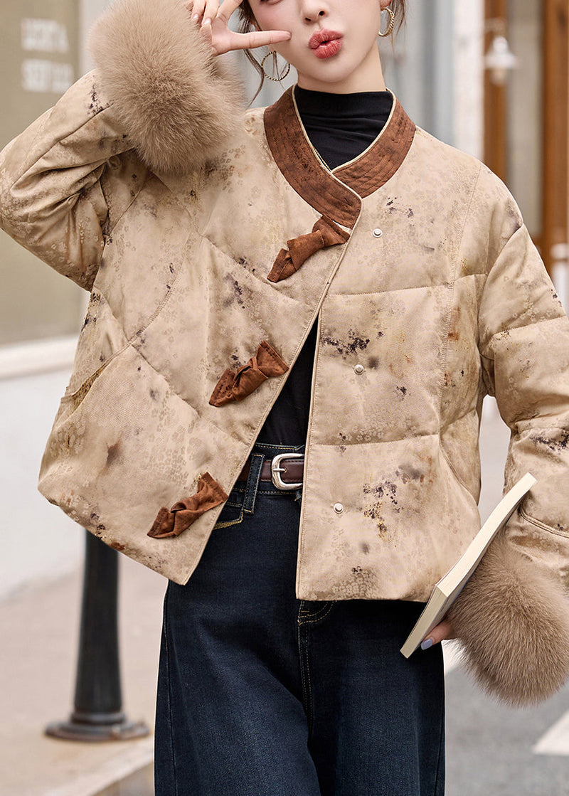 Classic Vintage & Enduringly Stylish Coat