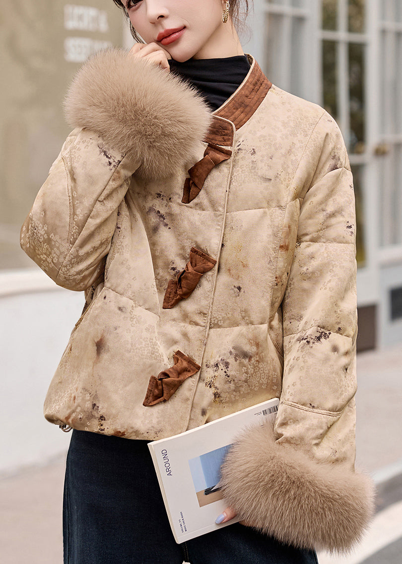 Classic Vintage & Enduringly Stylish Coat