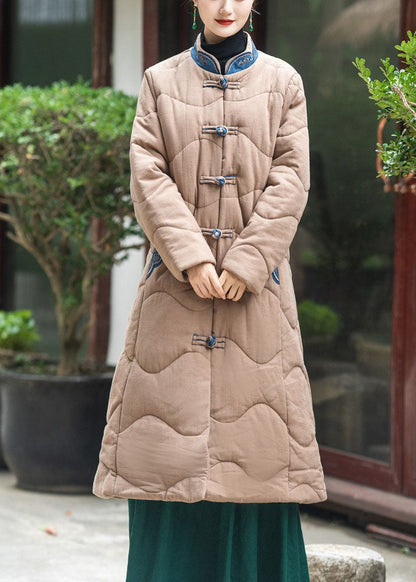 Beautifully Finished Coat in a Timeless Design