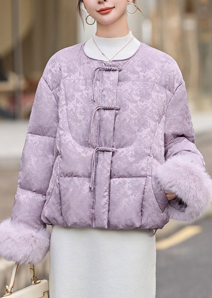 Well Tailored Coat with a Graceful Silhouette